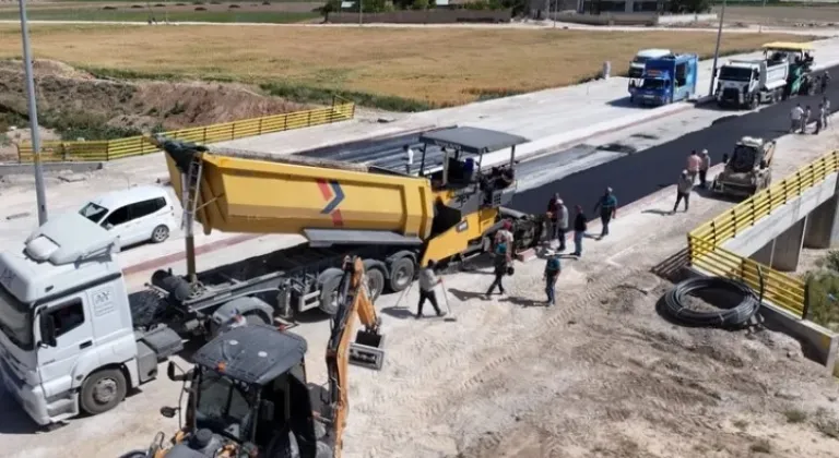 Karatay Karaaslan Mahallesi’nde Sıcak Asfalt Çalışması









