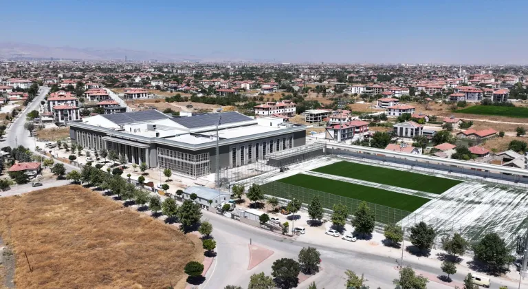 Karatay’ın En Büyük Spor Yatırımında Çalışmalar Sürüyor