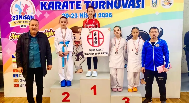 Karatecilerden Keşan’a madalya yağmuru