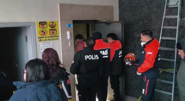 Kars'ta 2 gündür kayıp olan genç asansör boşluğunda ölü bulundu