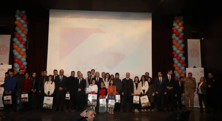 Kars’ta KAFKAS projesi kapsamında çok kitap okuyanlar ödüllendirildi