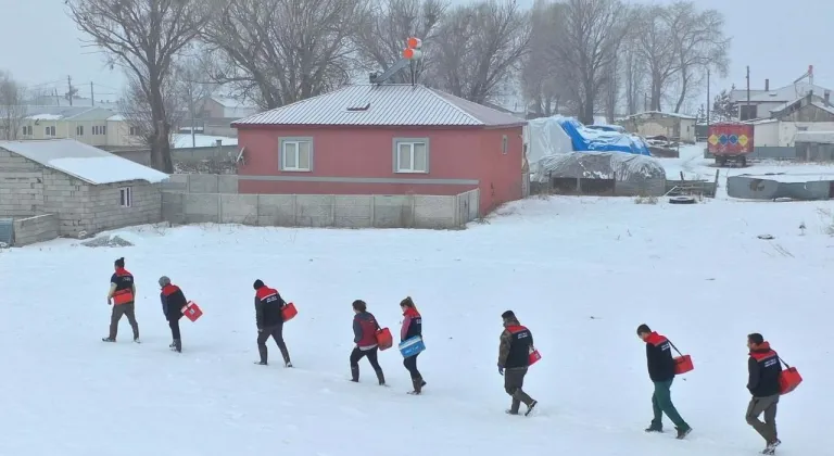 Kars’ta veteriner ekipleri, zorlu hava şartlarına rağmen sahadalar!
