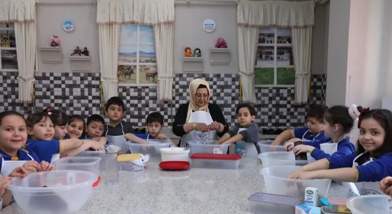 KAYMEK'ten minik şeflere 'tatlı' atölye