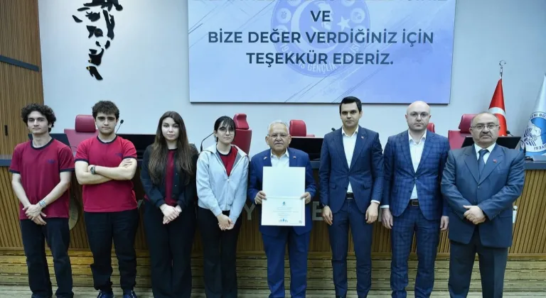 Kayseri Büyükşehir'den 19 Mayıs Temsili Gençlik Meclisi Projesi'ne tam destek