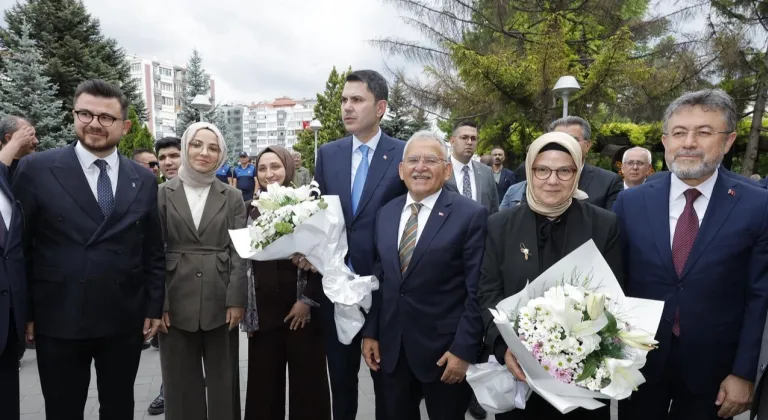 Kayseri iki bakanı birden ağırladı