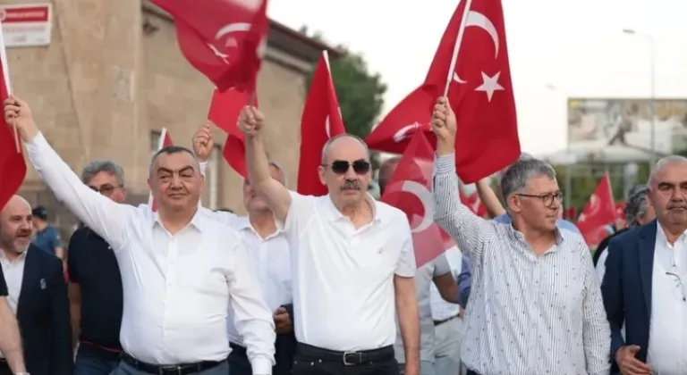 Kayseri İş Dünyası Demokrasi Nöbetinde Yerini Aldı

