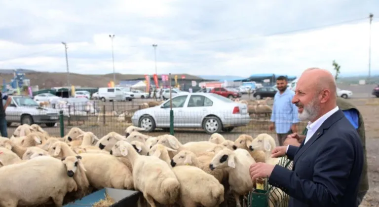 Kayseri Kocasinan'dan Türkiye'ye örnek 'kurban' ihalesi