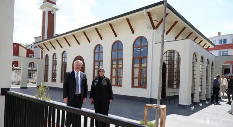 Kayseri Melikgazi'den butik Hayrat Camii
