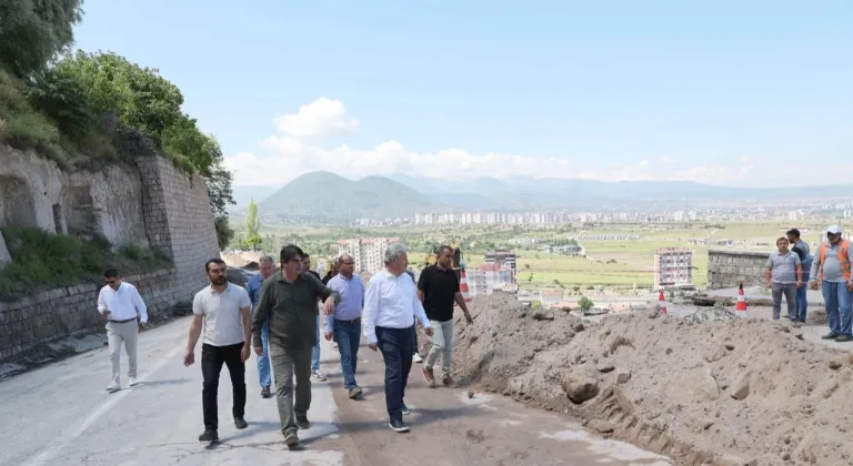 Kayseri Melikgazi'den çöken istinat duvarına acil müdahale
