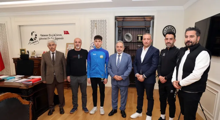 Kayseri Talas Spor Fabrikası'nda milli gurur