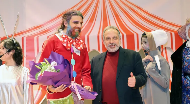 Kayseri Talaslı çocuklar tiyatroyla güldü