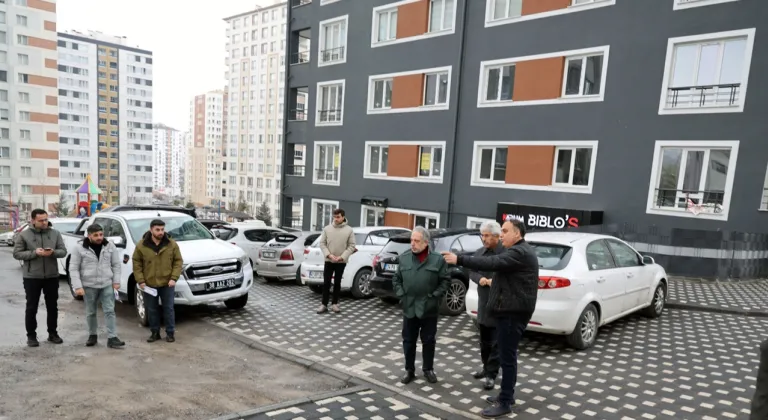 Kayseri Talas'ta hafta sonunda otopark mesaisi
