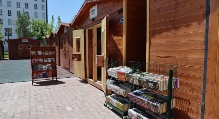 Kayseri Talas’ta Kitapseverlerin Yeni Durağı: Kitap Çarşısı Açılıyor









