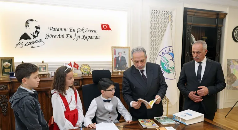 Kayseri Talas'ta küçük başkandan büyük mesajlar