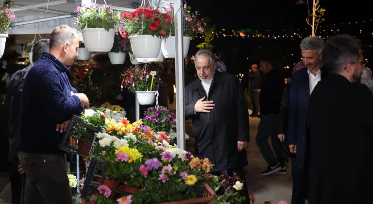 Kayseri Talas'taki Çiçek Şenliği'nde Grup Şantiye rüzgarı
