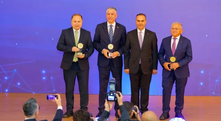 Kayseri’ye Çevreci Projeyle Ödül: Büyükkılıç’tan Yeşil Dönüşüm Vurgusu