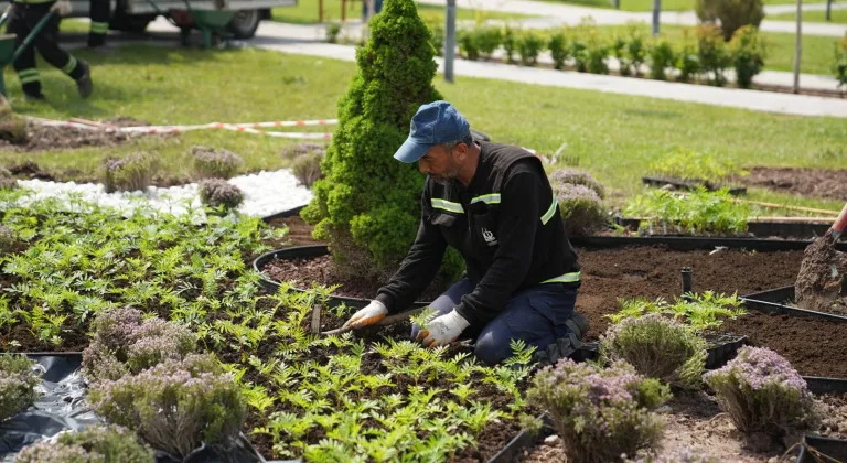 Keçiören yazı rengârenk karşılıyor