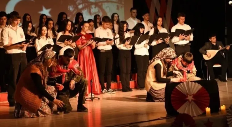 Keşan'da Öğrencilerin 12 Mart Oratoryosu Büyük Beğeni Topladı