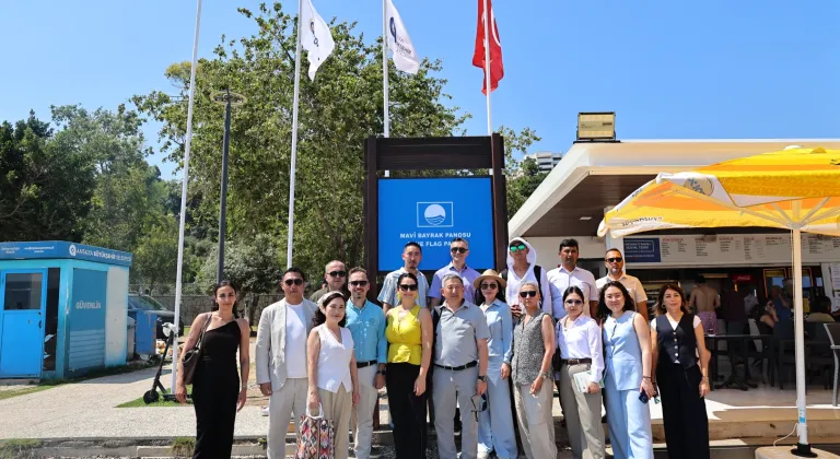 Kırgız heyet Antalya’nın mavi bayraklı plajlarını inceledi
