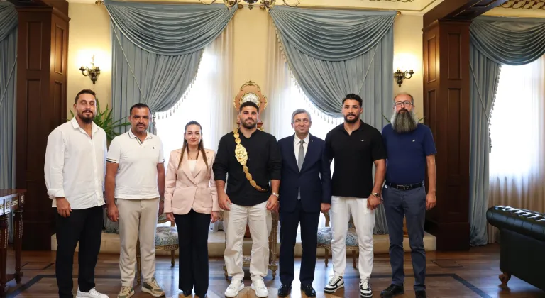 Kırkpınar Şampiyonu Erkan Taş’tan Antalya’da Anlamlı Ziyaret