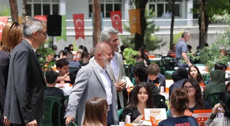 Koca Burger'in son adresi Sümer Fen Lisesi