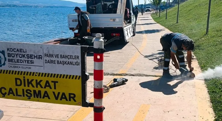 Kocaeli Büyükşehir bakım onarımı Değirmendere'de sürdürüyor