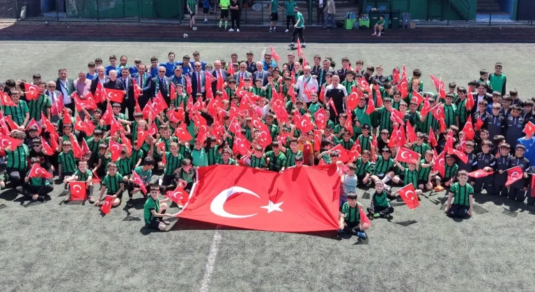 Kocaeli Çayırova’da 19 Mayıs Gençlik Turnuvası düzenlendi