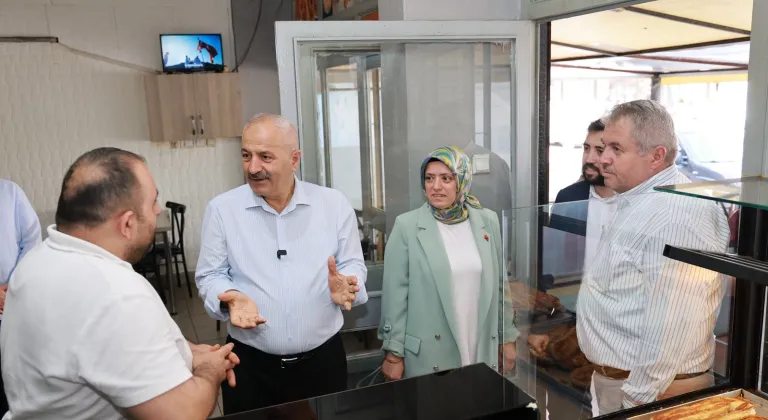 Kocaeli Gebze’de Başkan Büyükgöz esnafla buluştu