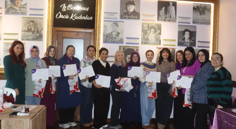 Kocaeli İzmit’te anneler eğitimle güçleniyor