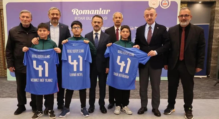 Kocaeli'de Başkan Büyükakın Roman iftarına katıldı