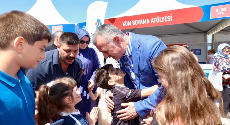 Kocaeli'de Başkan Büyükakın’a çocuklardan sevgi seli