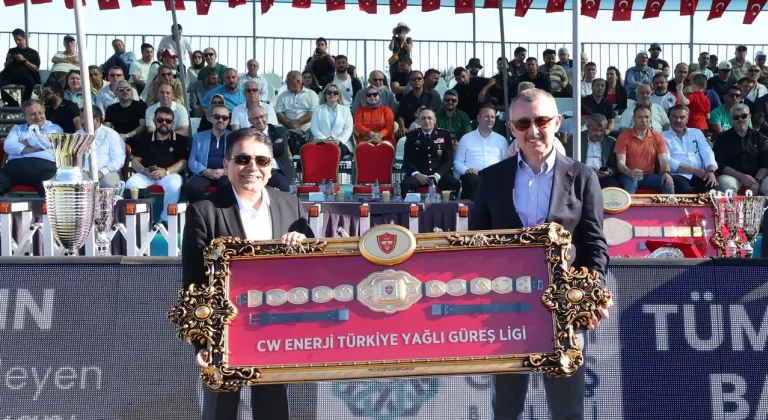 Kocaeli'de başpehlivan altın kemeri Feyzullah Aktürk'ün oldu