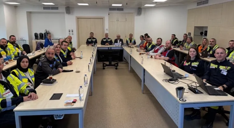 Kocaeli’de İSG profesyonelleri TÜPRAŞ’ta teknik geziye katıldı