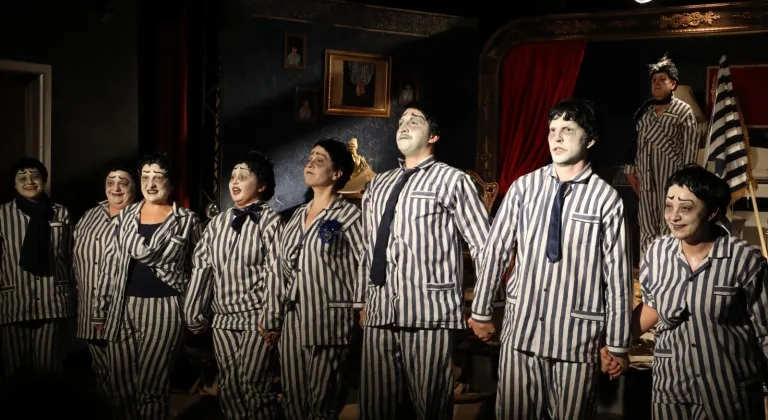 Kocaeli'de İzmit’in yeni sanat sahnesi açıldı