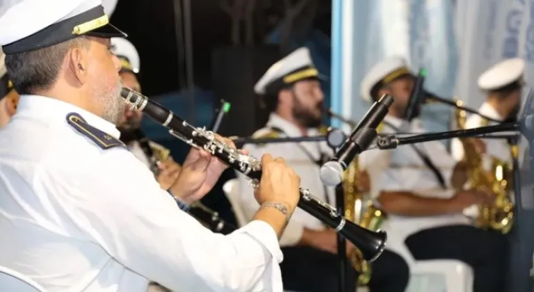Kocaeli’nde Yaz Akşamları Ritimle Canlandı