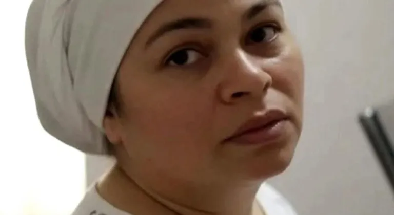 Komşusunun evindeki yangına müdahale etmek isteyen kadın, 5 gün sonra hastanede öldü