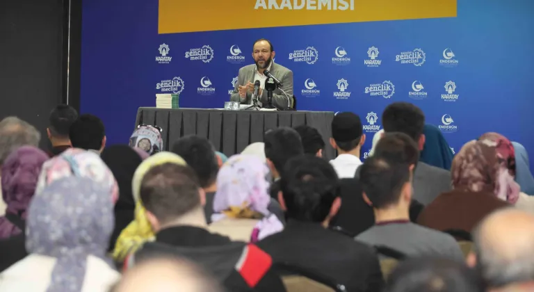 Konya Karatay'da aile gelişim akademisine yoğun ilgi