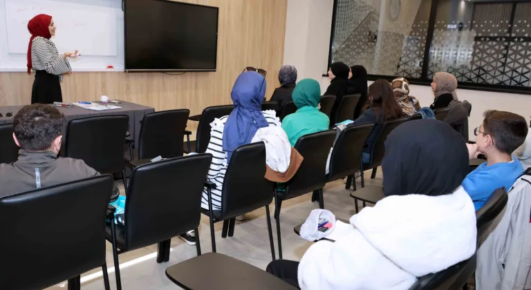 Konya Karatay'da gençlikte bahar dönemi başladı