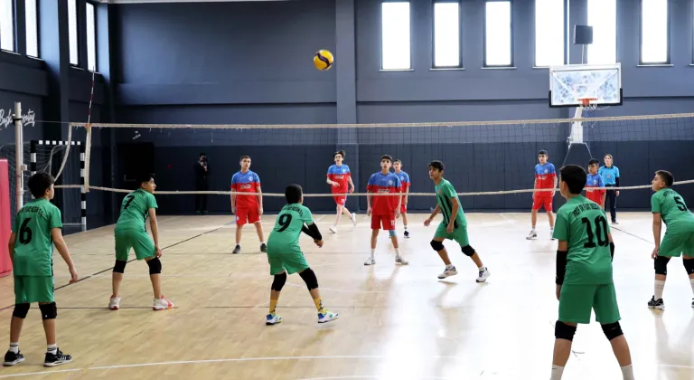 Konya Karatay’da Kardeşlik ve Dostluk Voleybol Turnuvası başladı