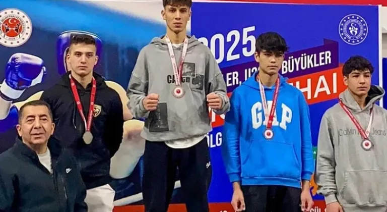 Konya Meramlı Sporcular, Muaythai Şampiyonası'na Damga Vurdu







