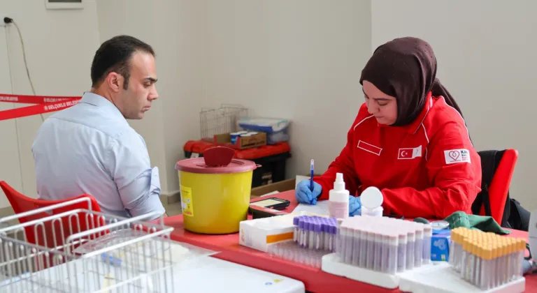 Konya Selçuklu'nun Kızılay'a desteği sürüyor