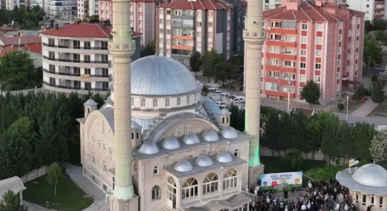 Konya’da Camiler Çocuk Neşesiyle Şenleniyor

