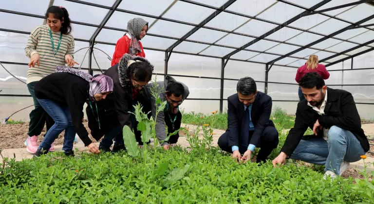 Konya'da Karatay Belediyesi otizmli öğrencileri doğayla buluşturdu