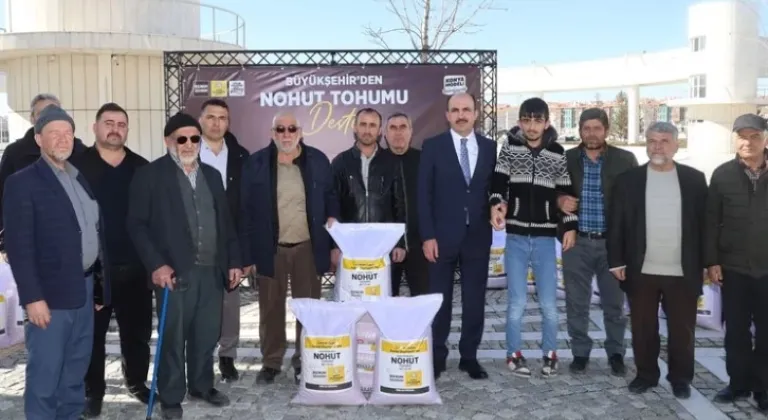 Konyalı Çiftçilere Destek Devam Ediyor







