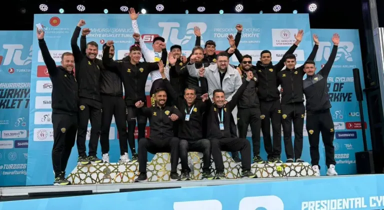 Konyalı sporcular Cumhurbaşkanlığı Turu'nda göz doldurdu