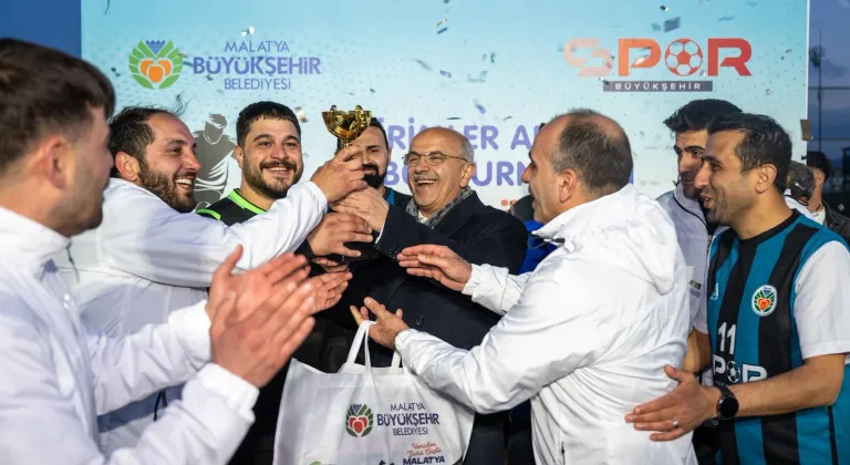 Malatya Büyükşehir'de şampiyon Gençlik ve Spor Hizmetleri Dairesi Başkanlığı oldu