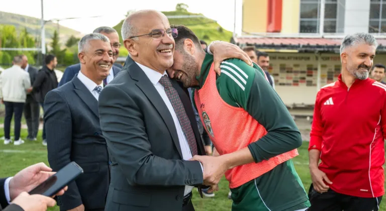 Malatya futboluna Başkan Er’den moral desteği