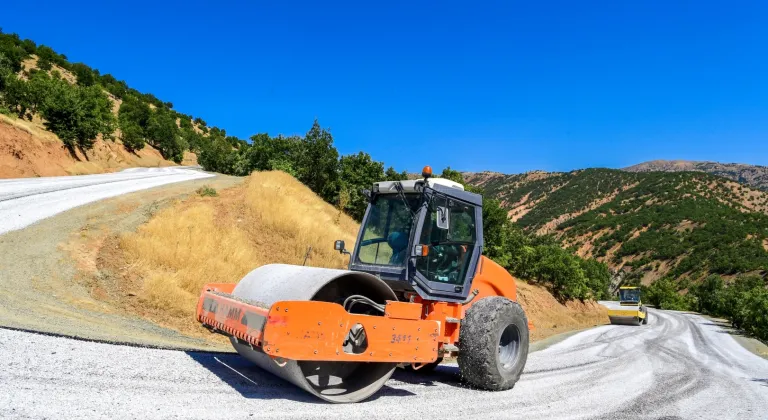 Malatya’da Kırsal Yollara Büyükşehir Dokunuşu