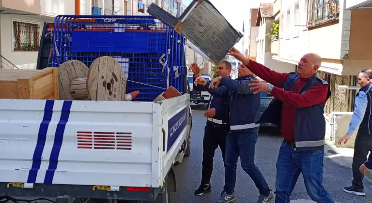 Maltepe'nin iki mahallesinde kaldırım ve yol işgali denetimi