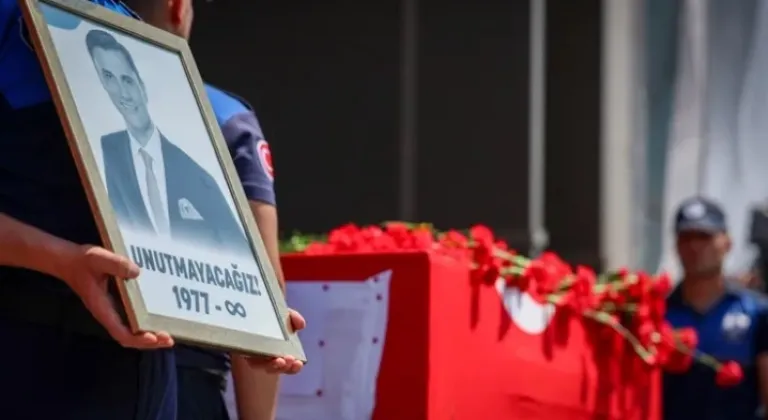 Manisa, Başkanına Veda Etti








